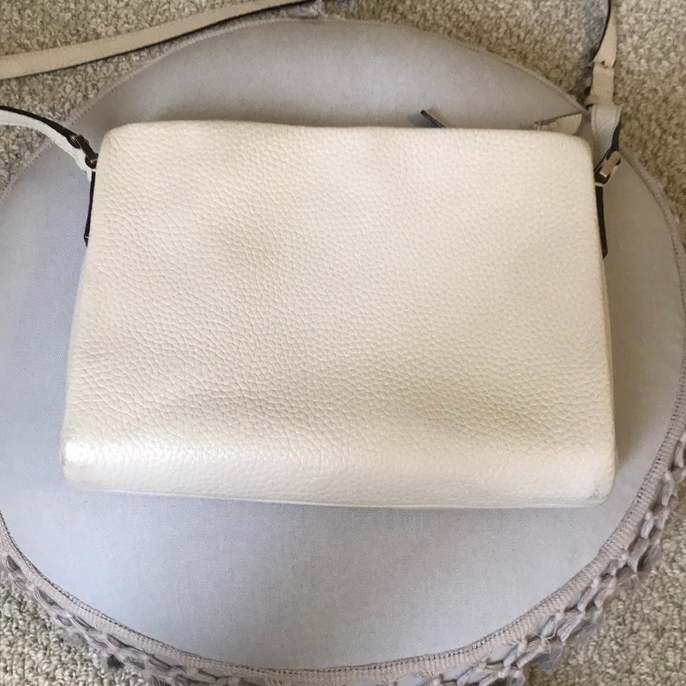 Kate Spade Crossbody Bag - Picture 4 of 8